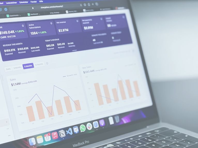 Фоновое изображение из карусели 1