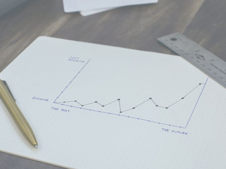 Фоновое изображение из карусели 2